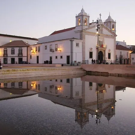 Casa Canal - Tradicional And Cosy House In The Heart Of * Lagos